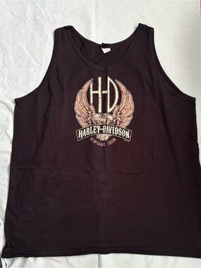 Harley-Davidson Black Tank with Tan Winged HD Logo